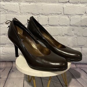 Stuart Weitzman Dark Brown Leather Heels with back lace up details Sz 6.5